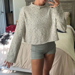 Vinci dolls mock neck sweater size S